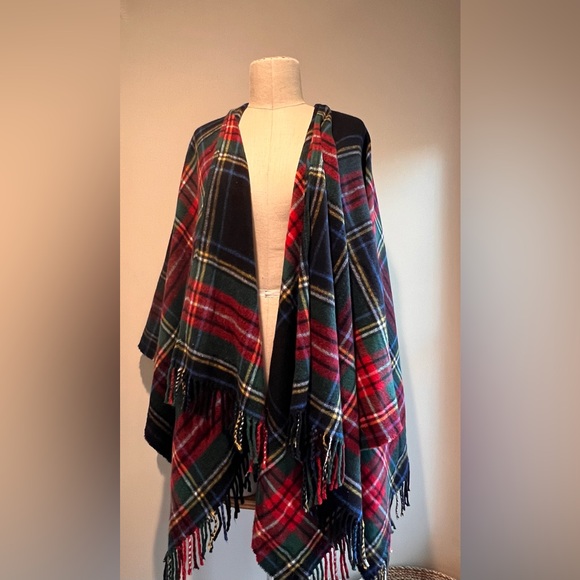 NWOT Maje plaid poncho wrap scarf red classic with fringe - Picture 1 of 4